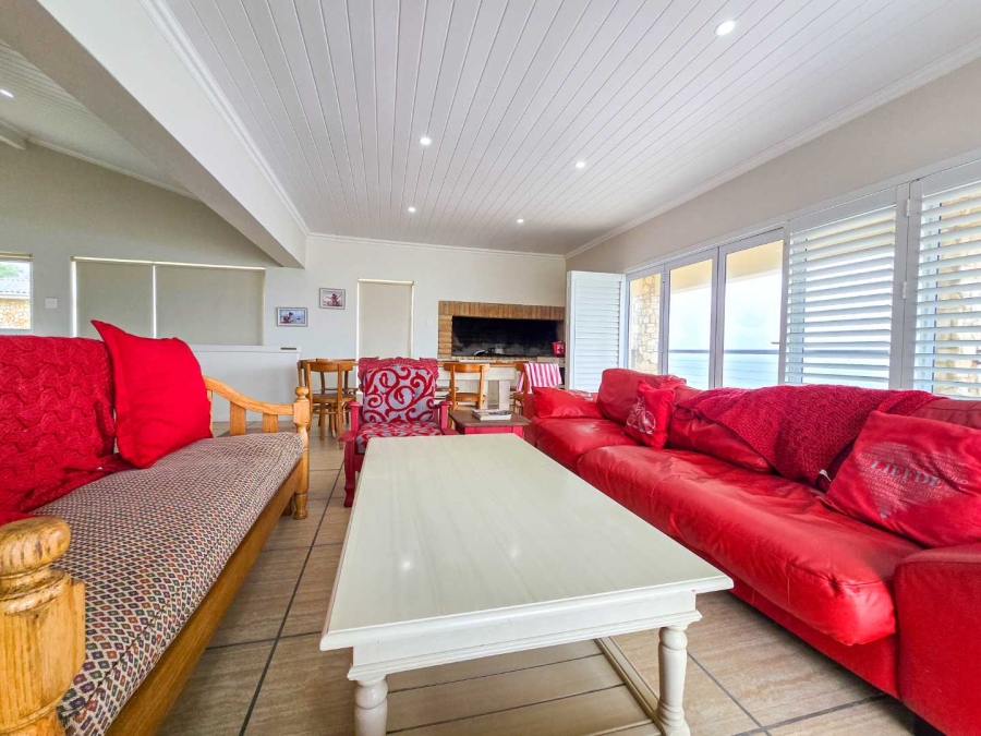 5 Bedroom Property for Sale in Jongensfontein Western Cape